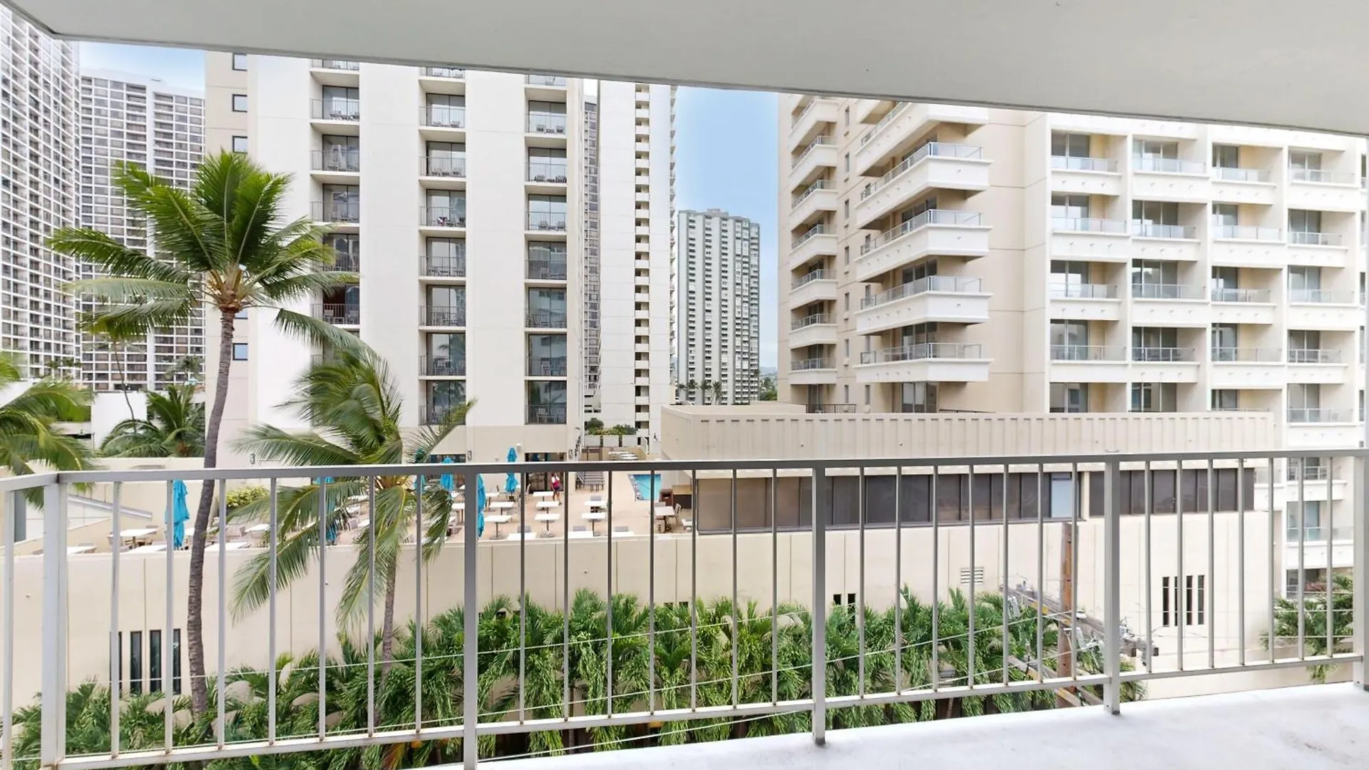 Hyatt Place 502 Honolulu